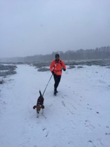 laufen mit hund leine 